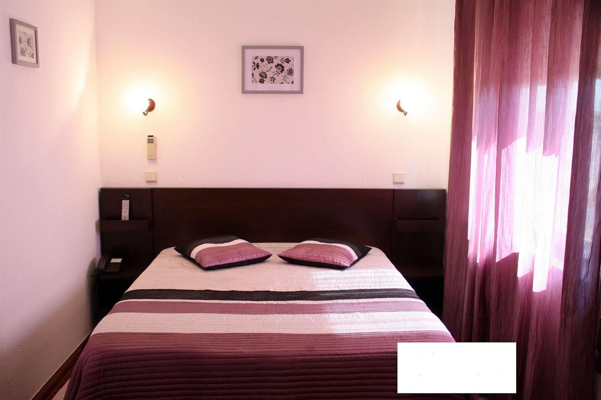 Graca Hotel Évora Esterno foto
