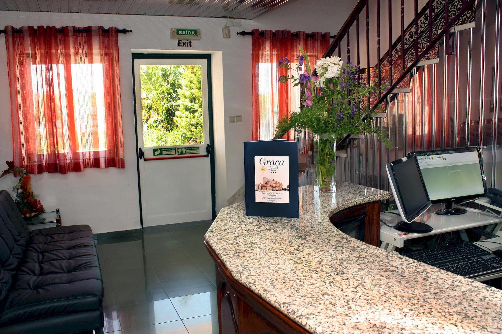 Graca Hotel Évora Esterno foto